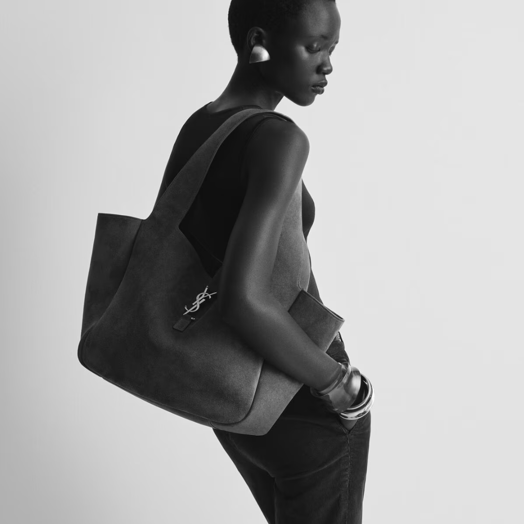 LE 5 À 7 BEA IN SUEDE BY YVES SAINT LAURENT