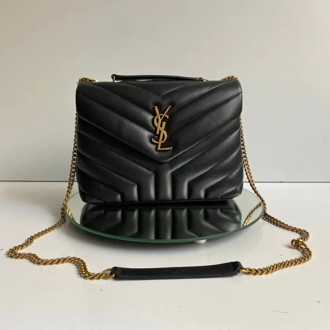 YSL SIGNATURE KIT – LOULOU BAG & OPYUM SANDAL